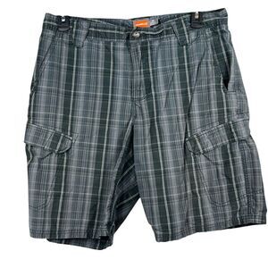 Merrell Cargo Shorts  Mens Size 36 Plaid Black Grey‎ Pockets